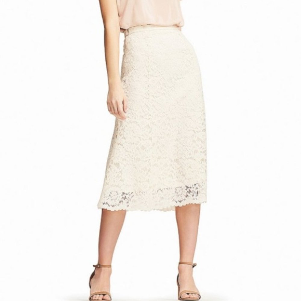 NEW Uniqlo White Lace Skirt